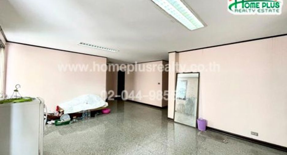 À vendre 9 chambres maison à Bang Kapi, Bangkok