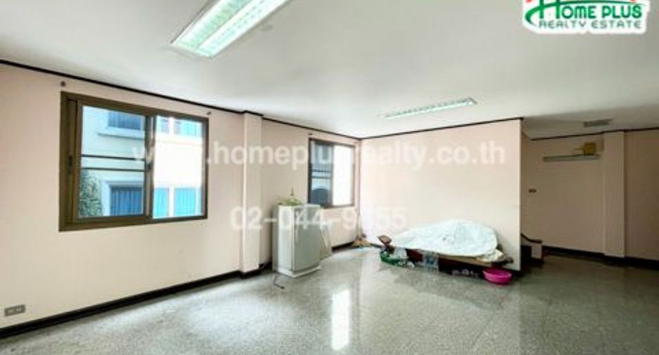 À vendre 9 chambres maison à Bang Kapi, Bangkok