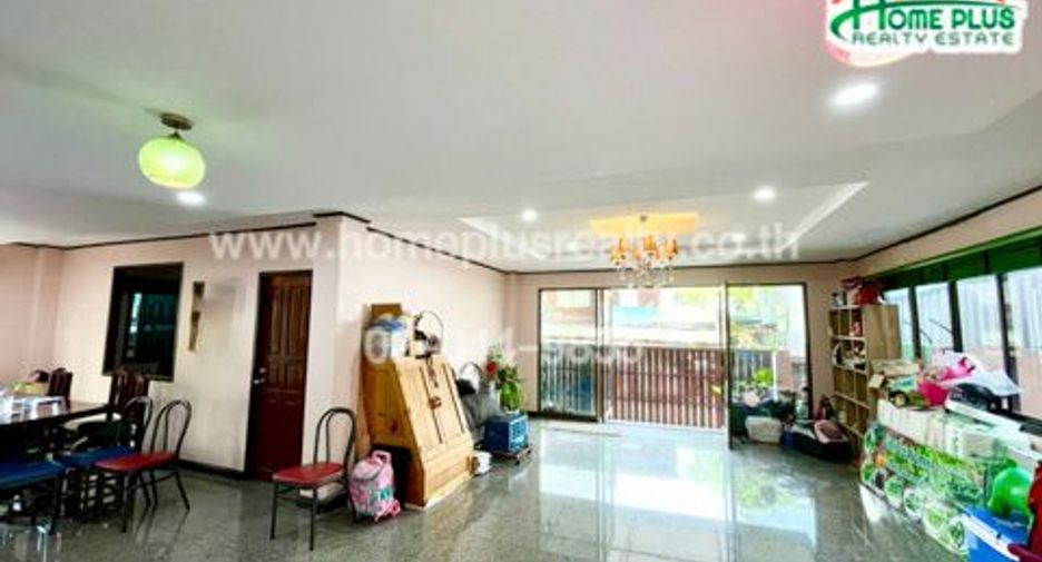 À vendre 9 chambres maison à Bang Kapi, Bangkok