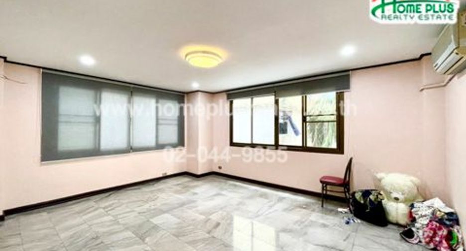 À vendre 9 chambres maison à Bang Kapi, Bangkok