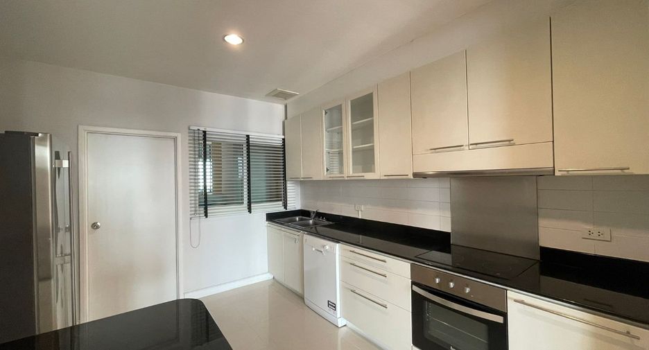 Apartment zur Miete mit 3 Zimmer in Watthana, Bangkok