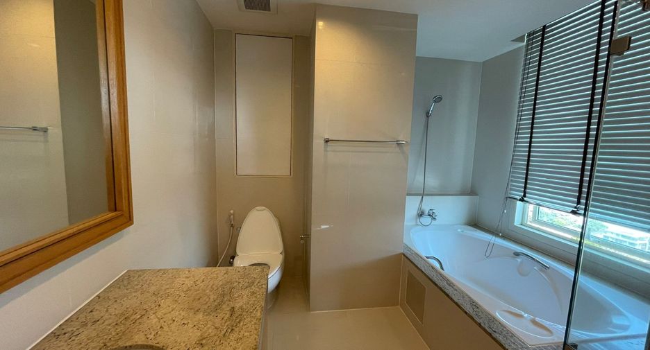 Apartment zur Miete mit 3 Zimmer in Watthana, Bangkok