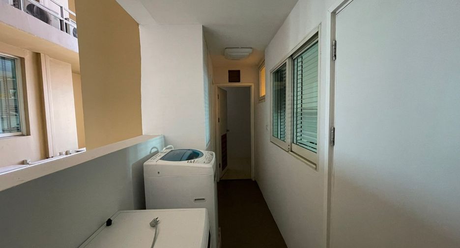Apartment zur Miete mit 3 Zimmer in Watthana, Bangkok