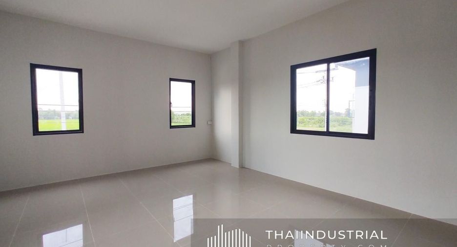 À louer et à vendre entrepôt à Lat Lum Kaeo, Pathum Thani