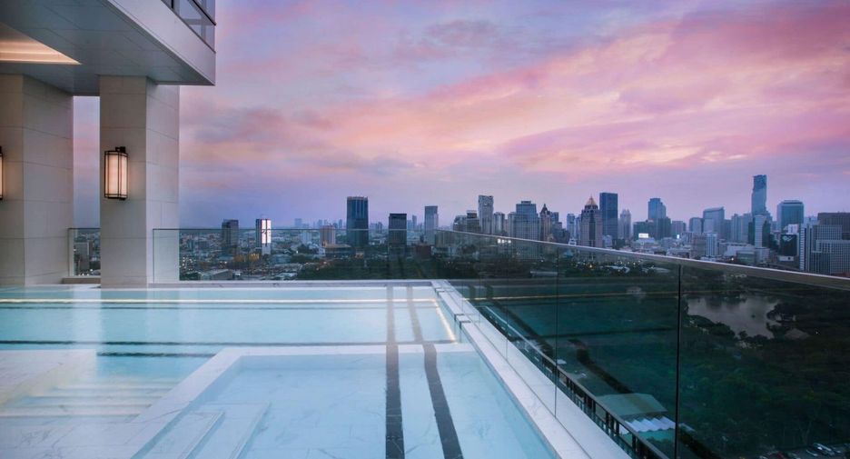 For rent and for sale 1 bed condo in Pathum Wan, Bangkok