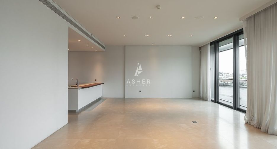 For sale 2 bed condo in Khlong San, Bangkok