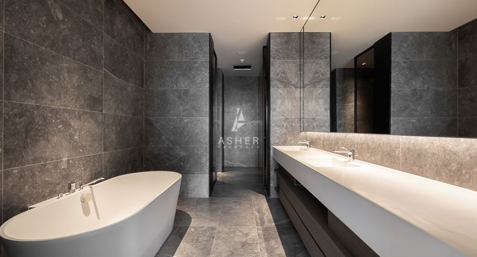 For sale 2 bed condo in Khlong San, Bangkok