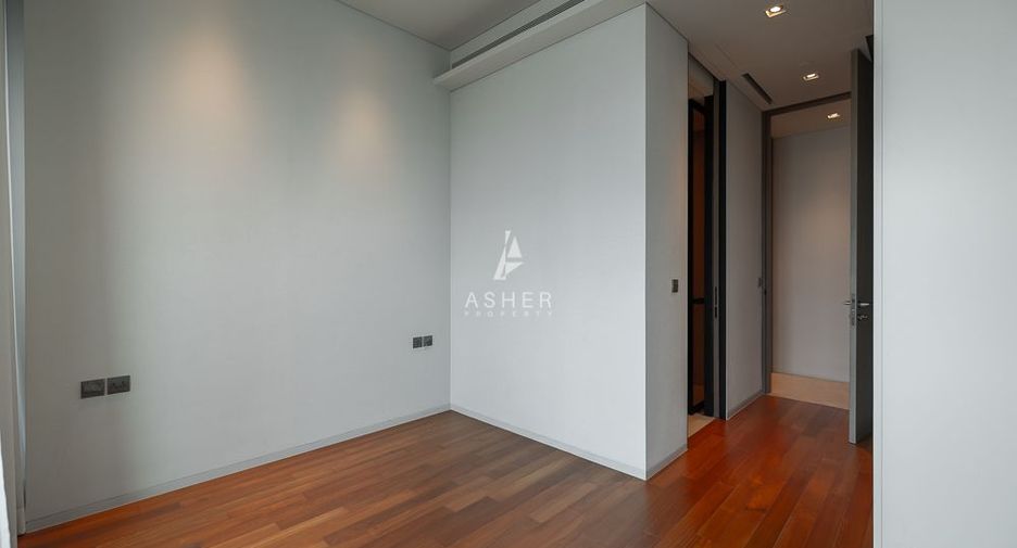For sale 2 bed condo in Khlong San, Bangkok