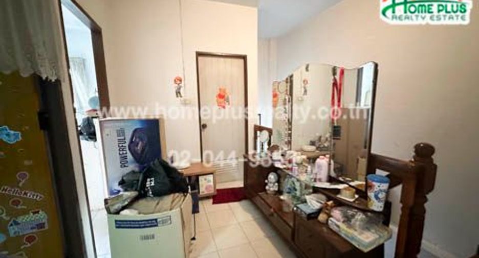 For sale 3 bedrooms townhouse in Bueng Kum, Bangkok