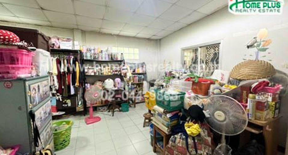 For sale 3 bedrooms townhouse in Bueng Kum, Bangkok