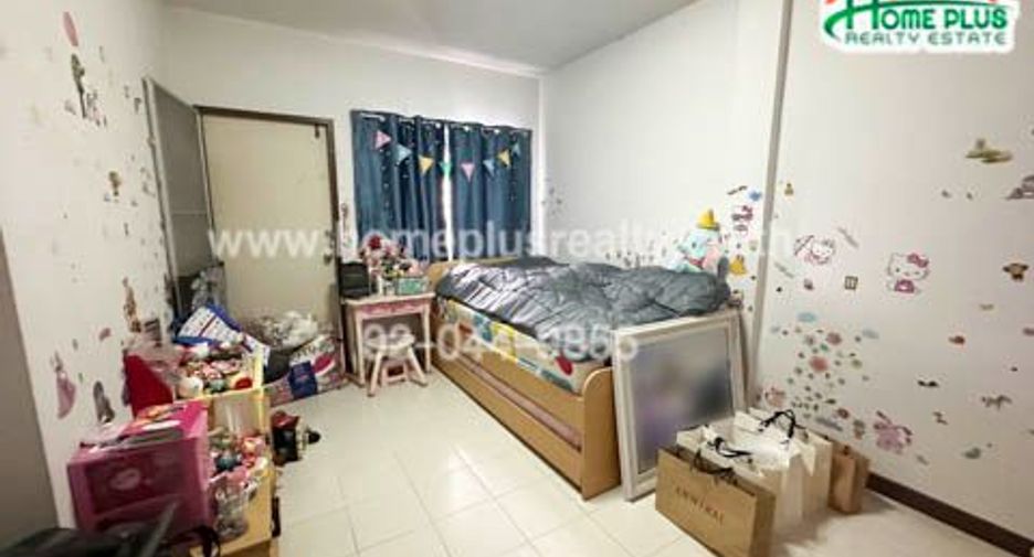 For sale 3 bedrooms townhouse in Bueng Kum, Bangkok