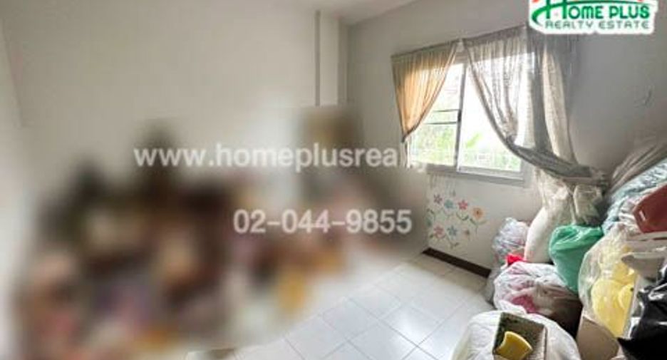 For sale 3 bedrooms townhouse in Bueng Kum, Bangkok