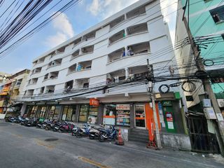 For sale 191 bed apartment in Wang Thonglang, Bangkok