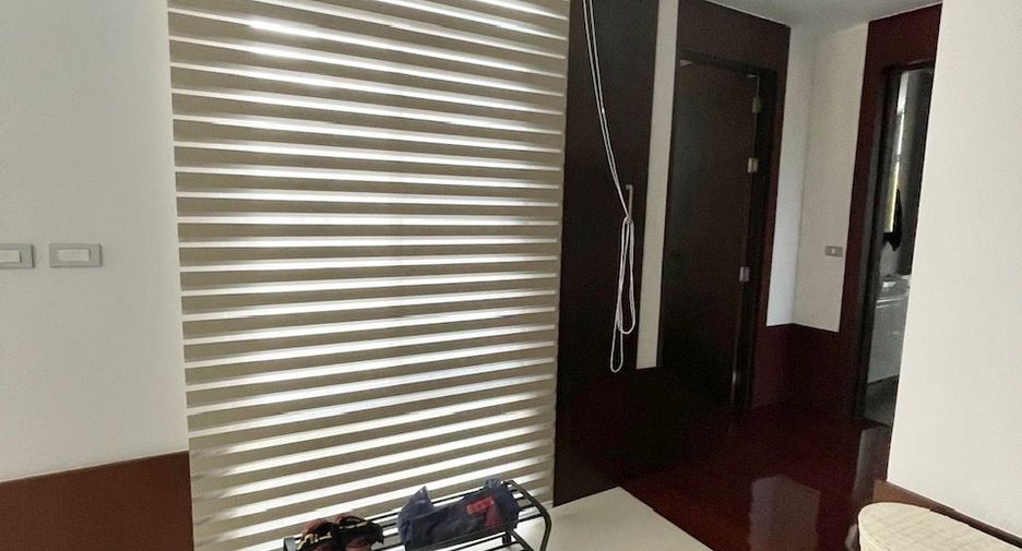 For rent 3 ベッドルーム villa in Sattahip, Chonburi