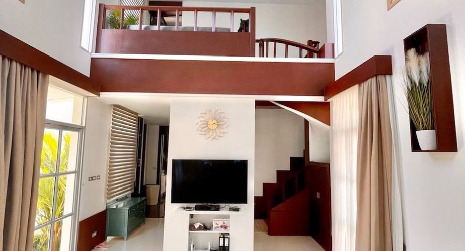 For rent 3 ベッドルーム villa in Sattahip, Chonburi