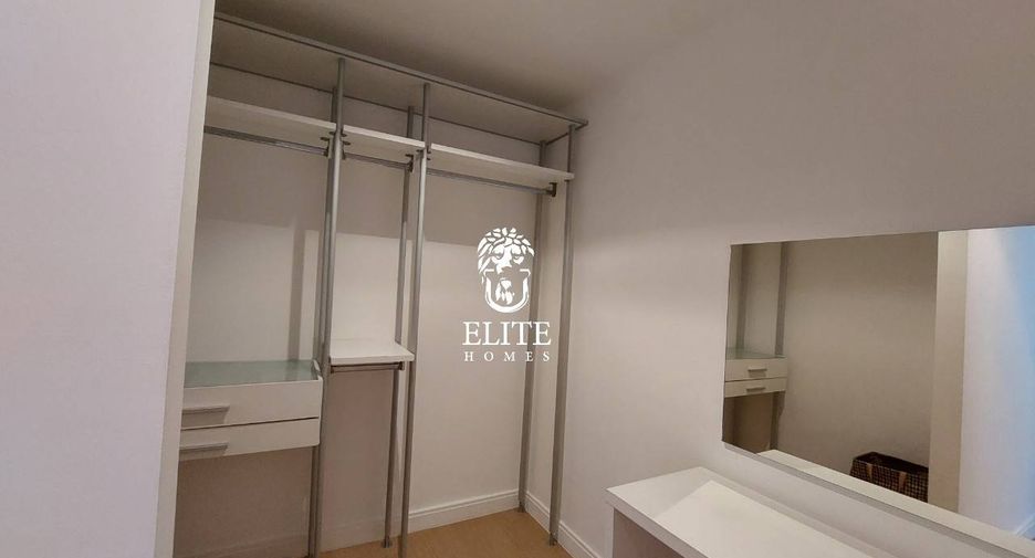 For rent 2 bedrooms condo in Pathum Wan, Bangkok