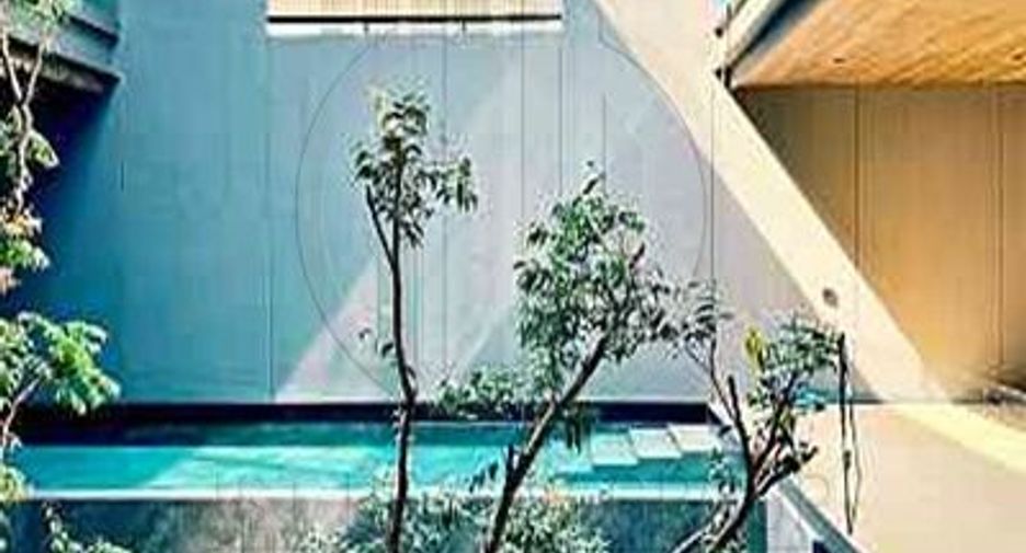 For sale 4 bedrooms house in Suan Luang, Bangkok