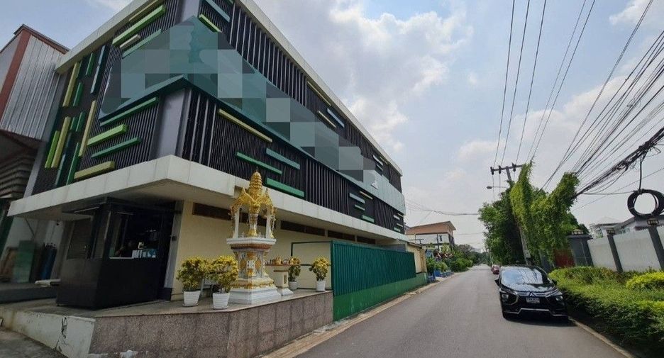 For sale office in Bang Kapi, Bangkok