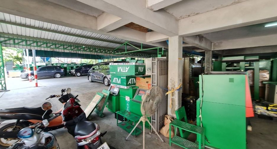 For sale office in Bang Kapi, Bangkok