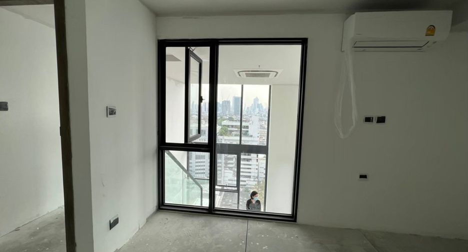 For sale 1 bed condo in Pathum Wan, Bangkok