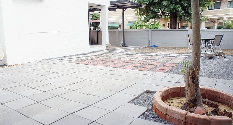 For rent 3 bedrooms house in Bang Phli, Samut Prakan