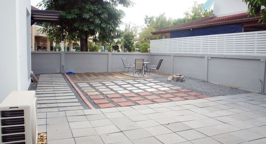 For rent 3 bedrooms house in Bang Phli, Samut Prakan