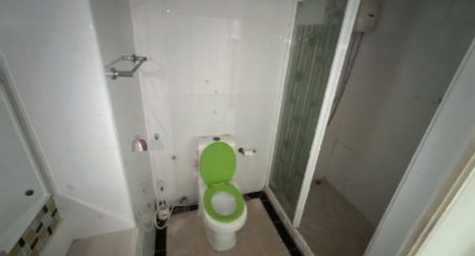 For sale studio apartment in Huai Khwang, Bangkok