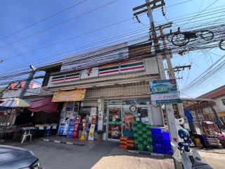 For sale 3 bed retail Space in Mueang Lamphun, Lamphun