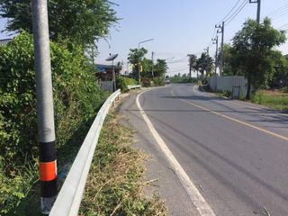 À vendre terrain à Nakhon Chai Si, Nakhon Pathom