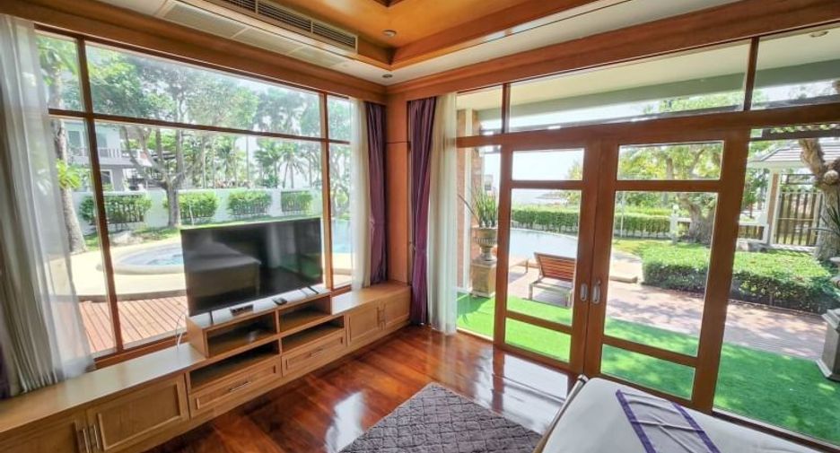For rent 5 bed villa in Na Jomtien, Pattaya