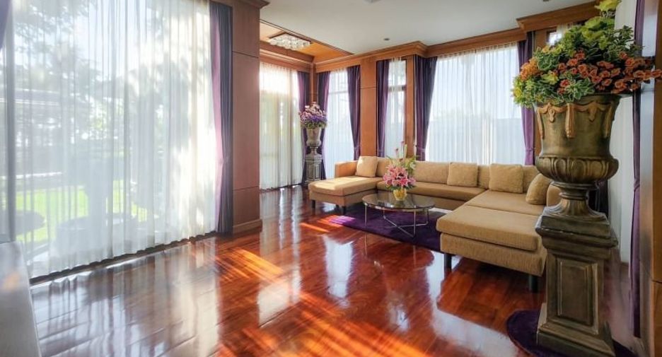 For rent 5 bed villa in Na Jomtien, Pattaya