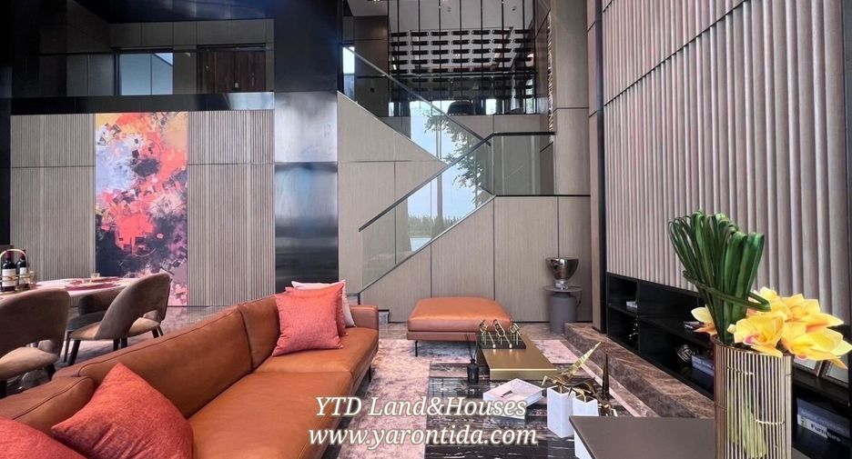 Casa en venta de 5 habitaciones en Bang Phli, Samut Prakan