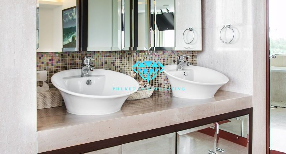 For sale 3 bedrooms apartment in Mueang Phuket, Phuket