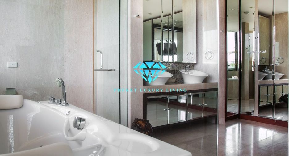 For sale 3 bedrooms apartment in Mueang Phuket, Phuket