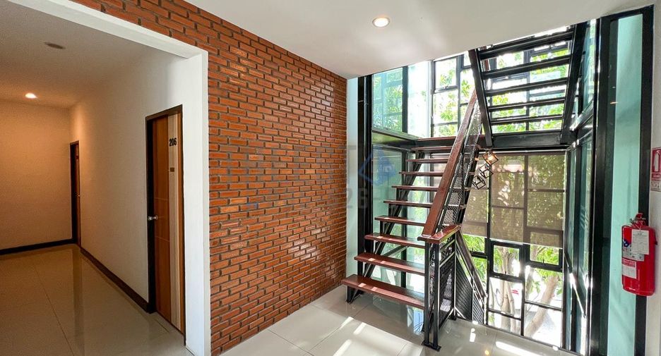 For sale 14 bedrooms apartment in Mueang Chiang Mai, Chiang Mai