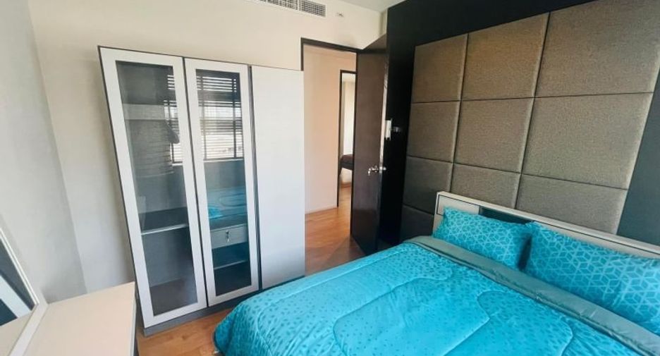 Condo en alquiler y en venta de 3 habitaciones en Khlong Toei, Bangkok