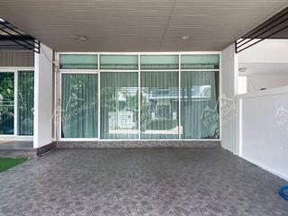 For sale 3 Beds house in Mueang Pathum Thani, Pathum Thani