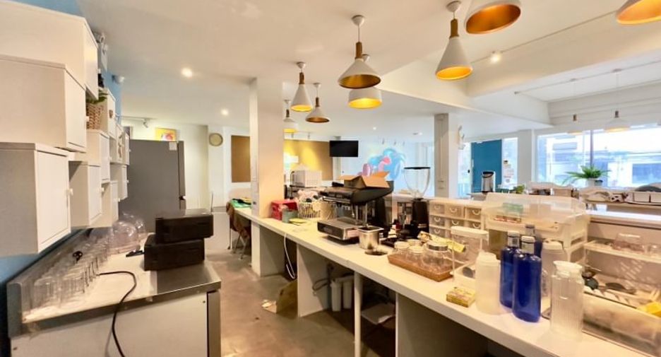 For rent 18 bed hotel in Bang Lamung, Chonburi