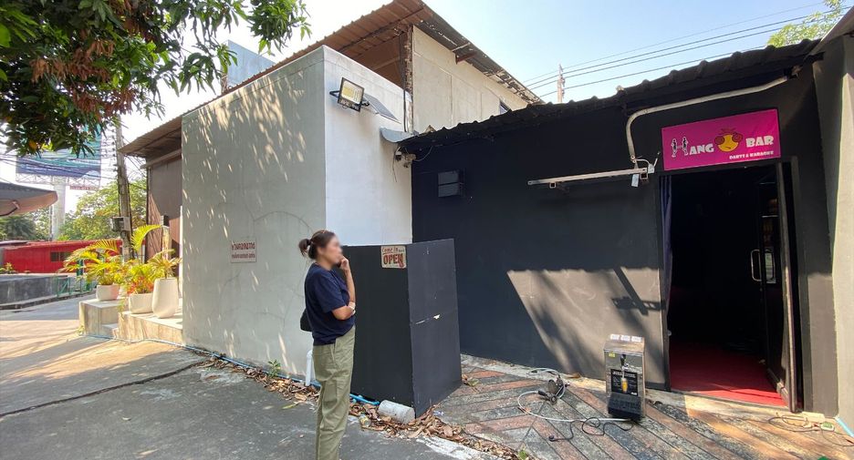 For rent retail Space in Lat Phrao, Bangkok