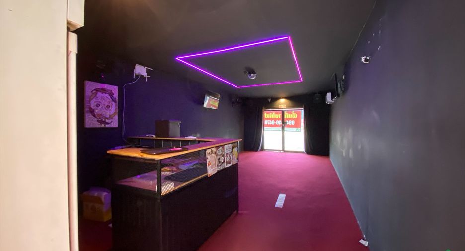 For rent retail Space in Lat Phrao, Bangkok