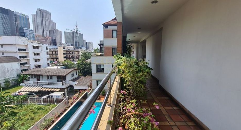 For sale 15 ベッドルーム serviced apartment in Phaya Thai, Bangkok
