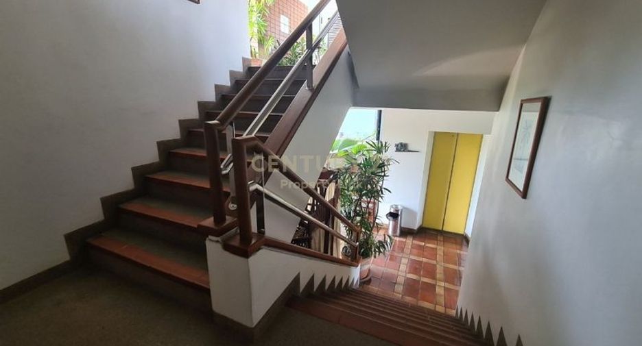For sale 15 ベッドルーム serviced apartment in Phaya Thai, Bangkok