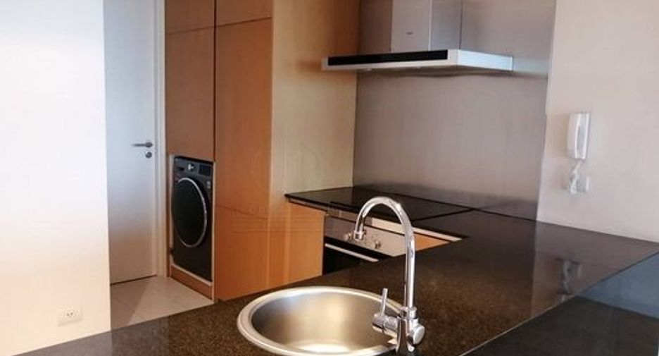 For rent and for sale 2 bedrooms condo in Yan Nawa, Bangkok