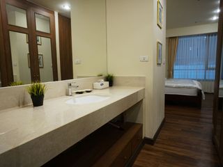 For sale 2 ベッドルーム condo in Khlong San, Bangkok