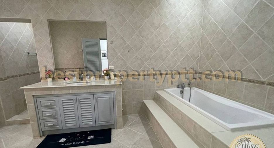 À vendre 12 chambres villa à Bang Lamung, Chonburi
