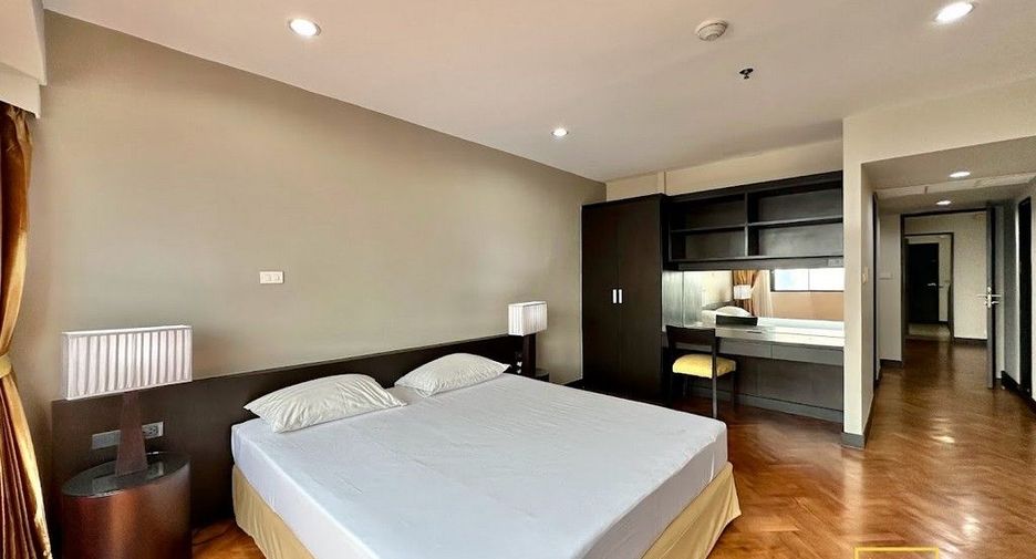 Condo en alquiler de 2 habitaciones en Khlong Toei, Bangkok