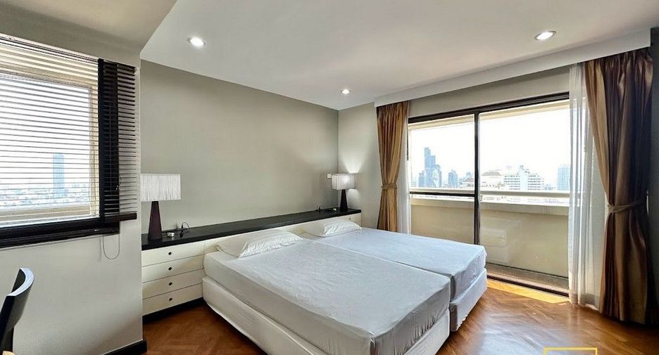 Condo en alquiler de 2 habitaciones en Khlong Toei, Bangkok