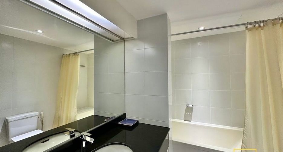 Condo en alquiler de 2 habitaciones en Khlong Toei, Bangkok