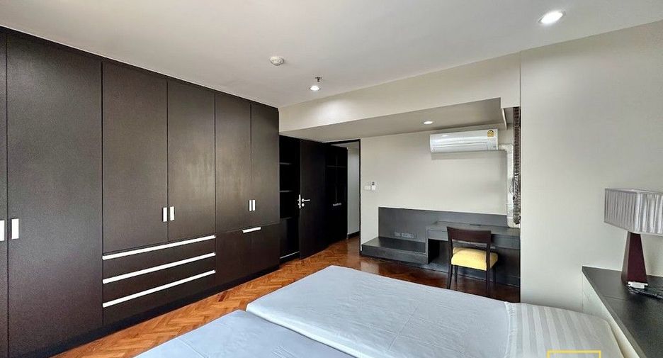 Condo en alquiler de 2 habitaciones en Khlong Toei, Bangkok