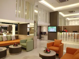 For sale 54 bed hotel in Khlong Toei, Bangkok